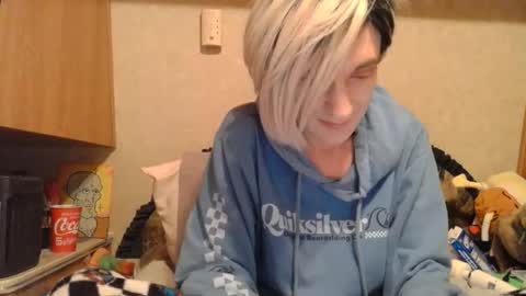 Alisha online show from April 8, 2:58 am