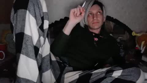 Alisha online show from April 1, 11:44 am