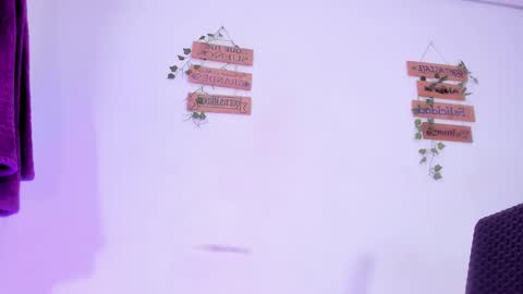 Alisia online show from March 16, 1:20 am