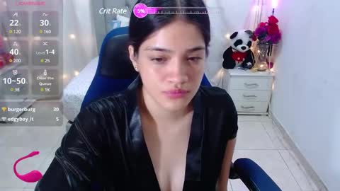 Snapshot of alison_girl22 chatting on March 6, 12:00 am Alison online show from March 6, 12:00 am