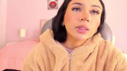 alisson__cortez online show from February 16, 12:25 pm