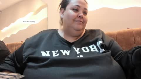 Alisson online show from April 18, 11:56 am