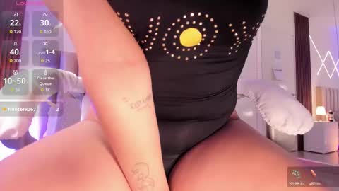  Alisson  online show from October 27, 3:01 pm