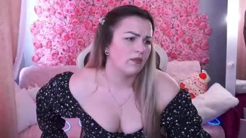 alissyagrayy online show from May 25, 12:33 pm