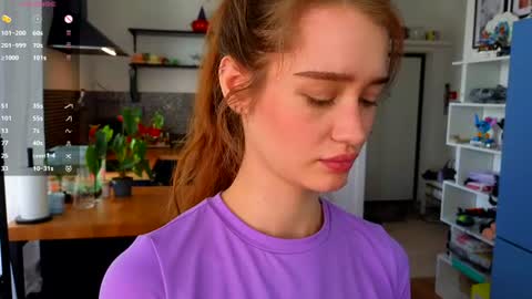 Alivia    online show from June 17, 9:36 am