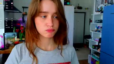 Alivia    online show from July 6, 10:01 am