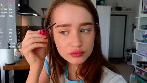 Alivia    online show from June 19, 10:32 am