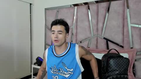 Snapshot of alixmartin1 chatting on October 2, 8:18 pm alix online show from October 2, 8:18 pm