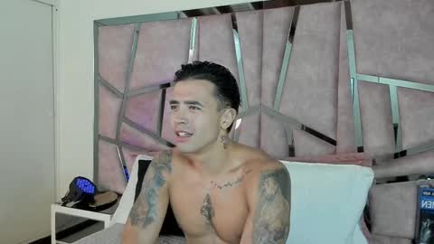 Snapshot of alixmartin1 chatting on October 4, 9:56 pm alix online show from October 4, 9:56 pm