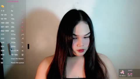 A CUTE GIRL NAME ALIYAH online show from February 22, 1:36 pm