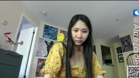 Alize Zaide online show from May 18, 7:42 pm