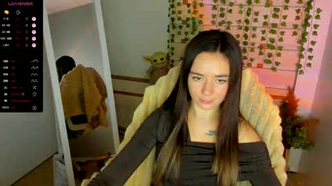 Snapshot of allana_dream chatting on September 28, 8:45 am Allana online show from September 28, 8:45 am