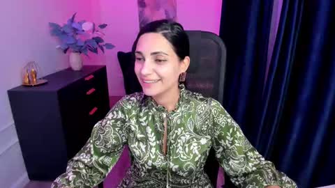 Snapshot of allayerty chatting on October 10, 11:27 am allayerty online show from October 10, 11:27 am