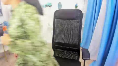 allayerty online show from November 21, 11:41 am