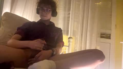 Allen Biju online show from April 3, 10:17 pm