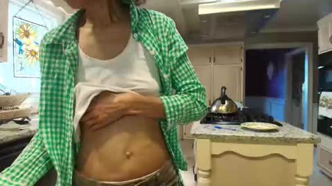 wishlist on bio online show from March 17, 8:47 pm