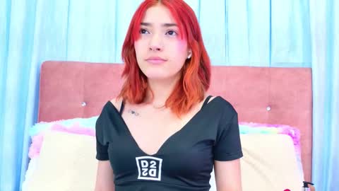 Allicia online show from December 20, 7:10 pm