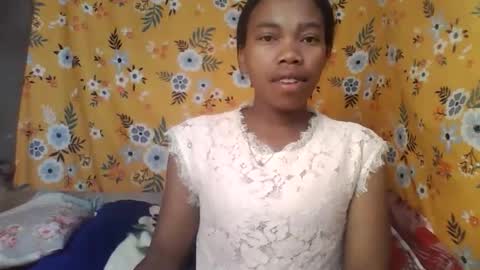 alliciax632770q online show from May 17, 12:25 pm