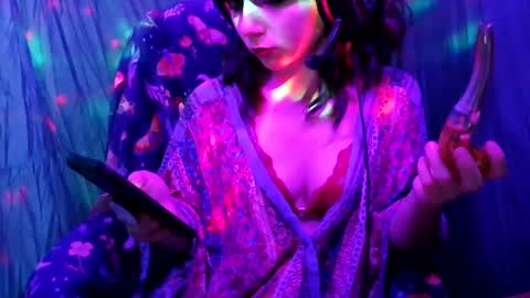 alliebells1 online show from January 16, 10:12 pm