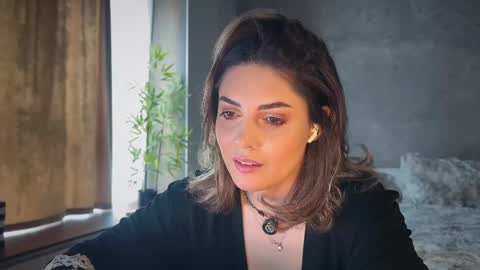 Allie online show from March 31, 11:43 am