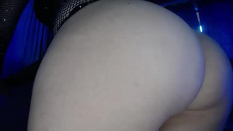 Snapshot of allison_pervert07 chatting on October 12, 7:05 pm allison_pervert07 online show from October 12, 7:05 pm