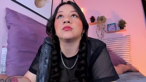 Snapshot of allissax chatting on March 1, 1:00 am Aleja online show from March 1, 1:00 am