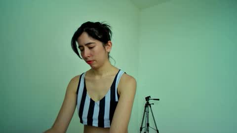 Snapshot of allisson_rose chatting on September 16, 7:39 pm Alli online show from September 16, 7:39 pm