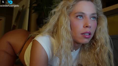 allissonhotbb online show from November 6, 8:56 pm