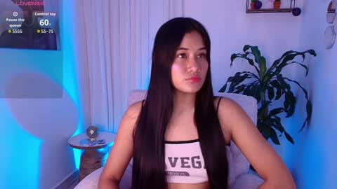 Allisxn Fox online show from November 11, 4:03 am