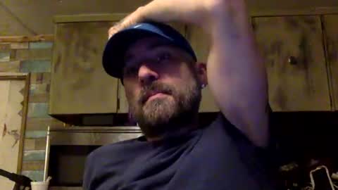 allitrunnin online show from March 29, 7:43 am