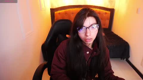 alison online show from June 25, 8:03 pm