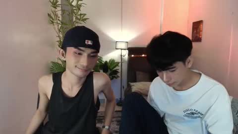 kim and josh online show from February 4, 10:46 pm