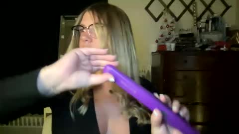 allyanalangel online show from December 15, 11:12 pm