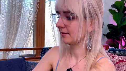 Ally Elliot online show from February 10, 3:37 pm