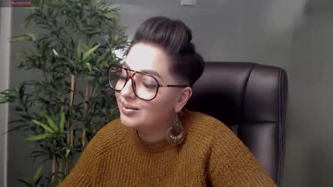         online show from February 22, 9:48 pm