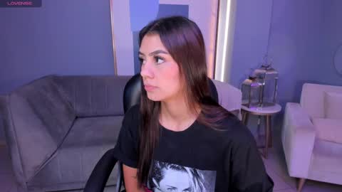 Snapshot of allyjensen chatting on March 11, 10:51 am Alisson online show from March 11, 10:51 am