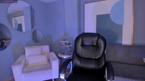 Snapshot of allyjensen chatting on March 9, 10:19 am Alisson online show from March 9, 10:19 am