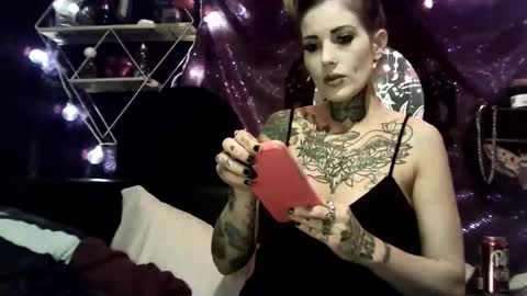 allymoon1369 online show from March 19, 7:47 am