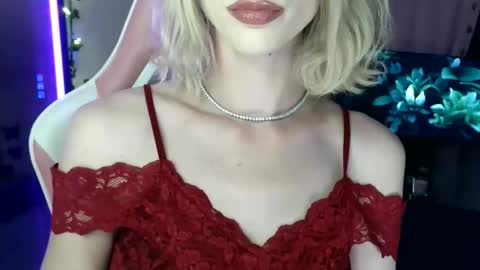 Ally Girl In Her Ally World online show from April 4, 3:13 am