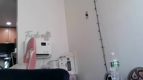 Ally Girl In Her Ally World online show from July 14, 2:05 am