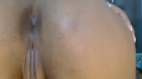 alma_meza online show from October 1, 9:02 pm