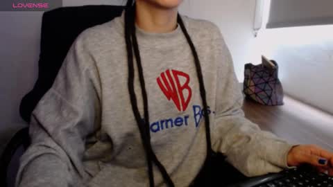 Snapshot of alma_sweet chatting on September 28, 3:43 pm Arhantxa online show from September 28, 3:43 pm