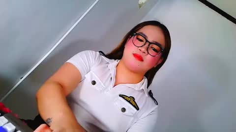 Almira online show from November 21, 12:30 am