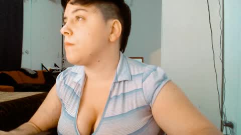 Almond online show from April 8, 11:41 pm