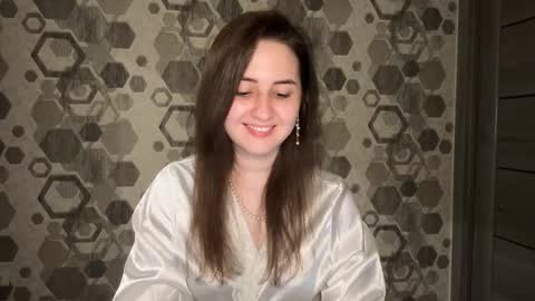 Snapshot of almostinnocent_ chatting on September 23, 11:11 pm Anna online show from September 23, 11:11 pm