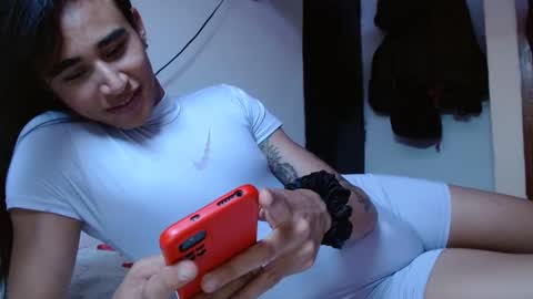 Snapshot of alogenotwink chatting on February 17, 7:55 pm STEPHAN online show from February 17, 7:55 pm