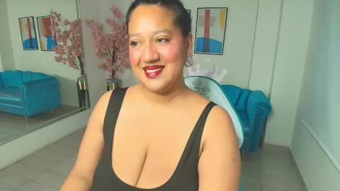 Alondra  online show from November 28, 4:31 am