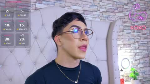 Hazel Bowie online show from April 18, 10:32 pm