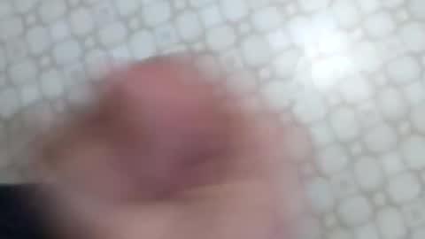 alostmale online show from January 2, 3:26 am