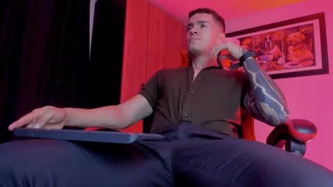 alpha_dominus_ online show from February 8, 4:05 am